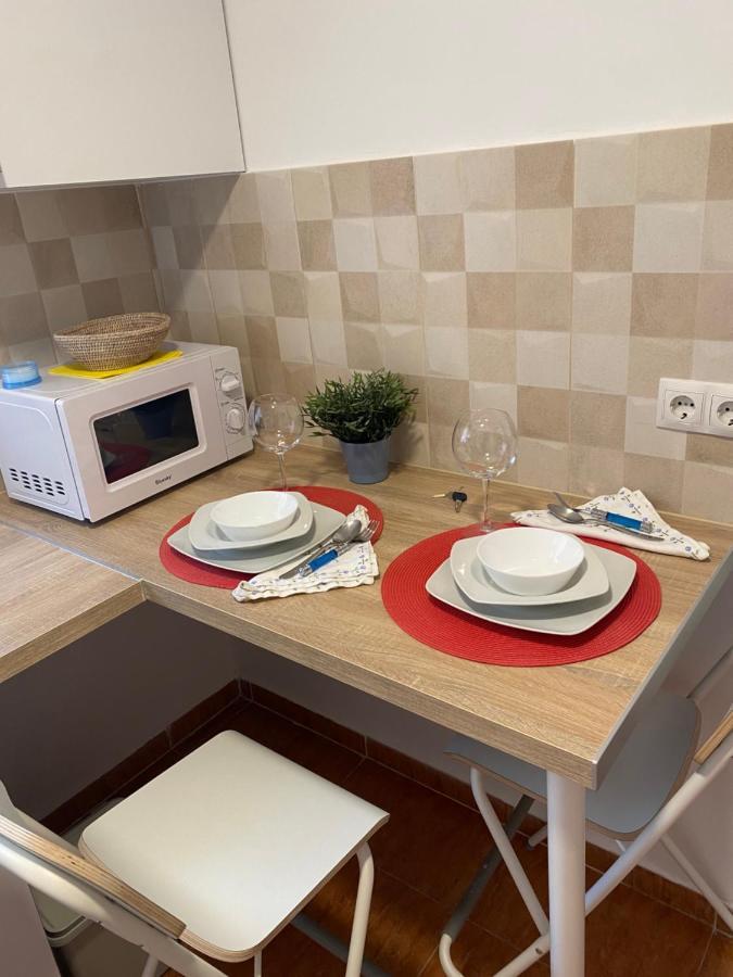 Habitaciones Con Bano Y Cocina Privada Βαλένθια Εξωτερικό φωτογραφία