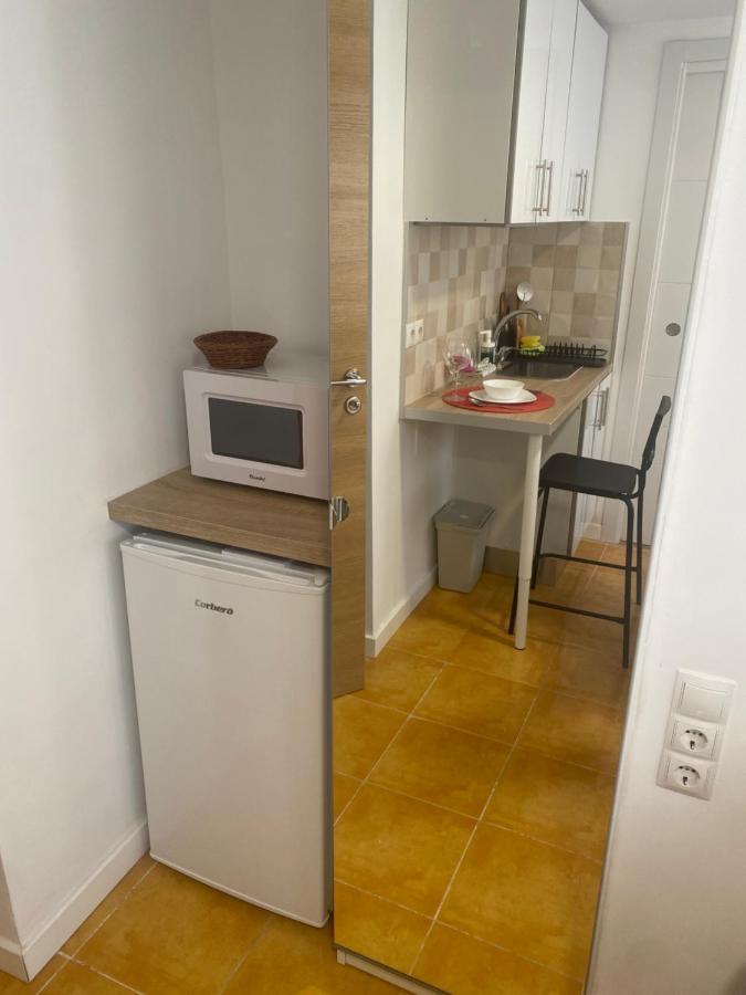 Habitaciones Con Bano Y Cocina Privada Βαλένθια Εξωτερικό φωτογραφία