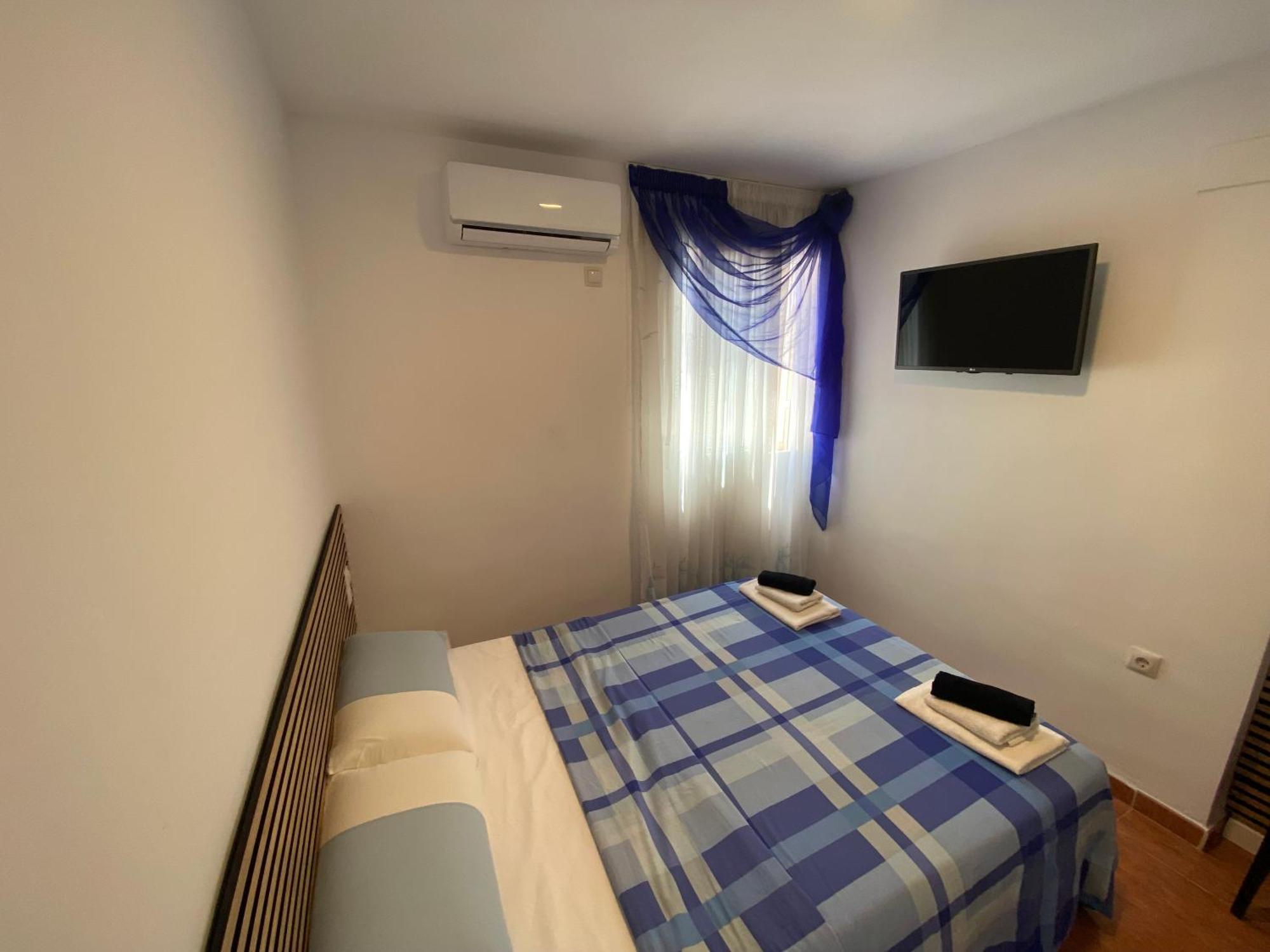 Habitaciones Con Bano Y Cocina Privada Βαλένθια Εξωτερικό φωτογραφία