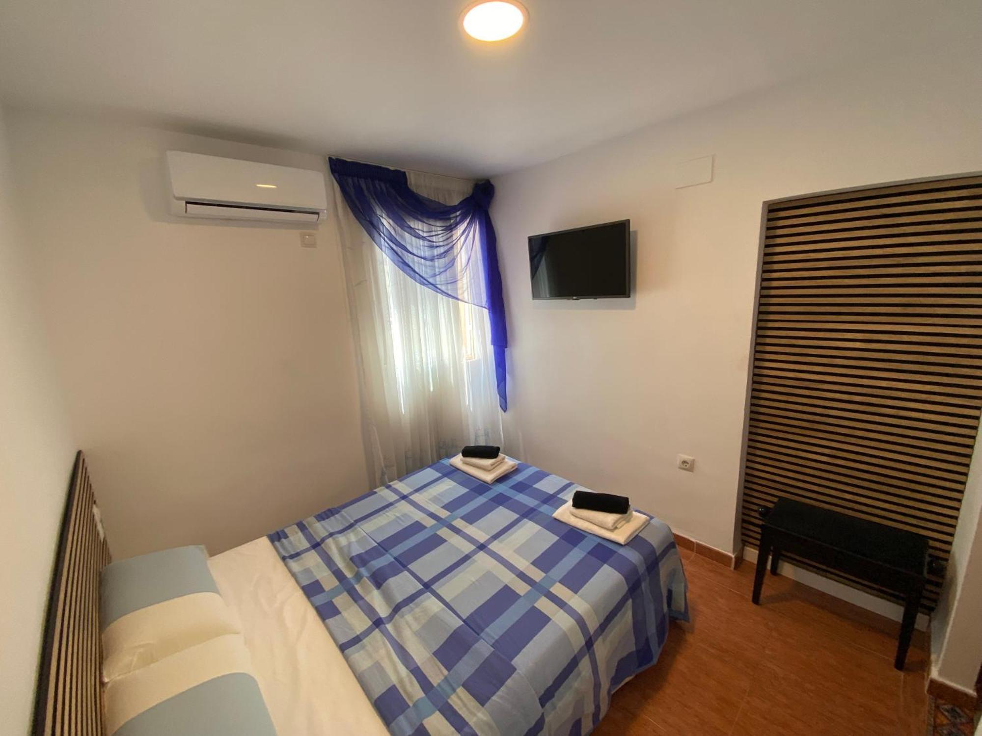 Habitaciones Con Bano Y Cocina Privada Βαλένθια Εξωτερικό φωτογραφία